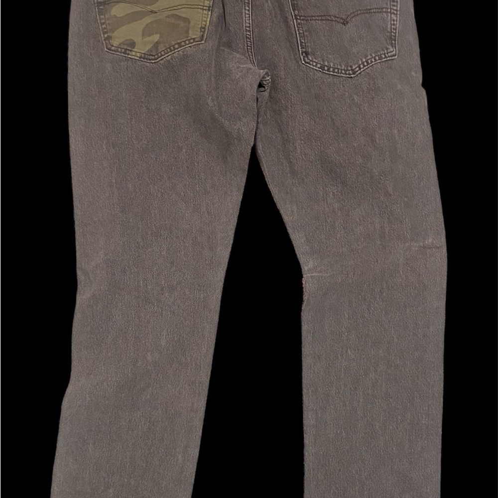 Levi's Men's Gray Straight Pants with Camo Accent